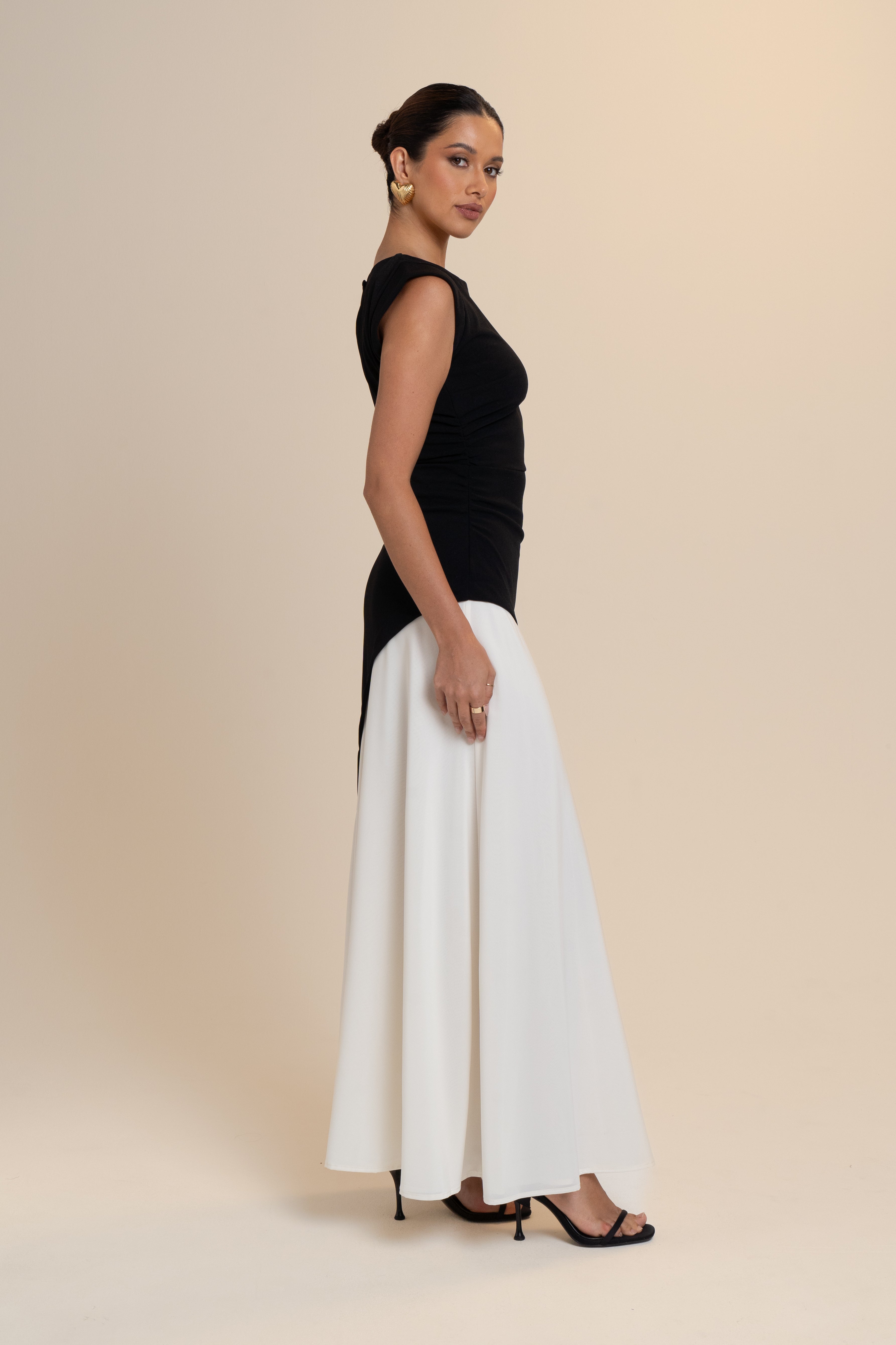 Marlee Contrast Midi Dress in Black & White